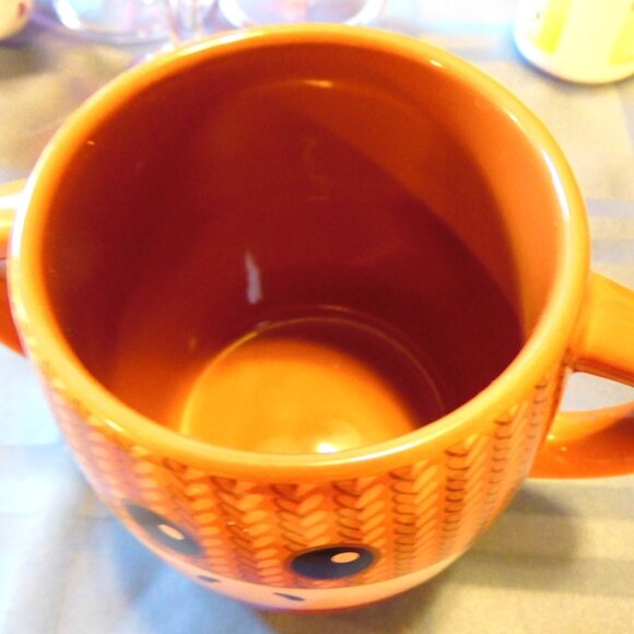 SOCK MONKEY DOUBLE HANDLE HOT CHOCOLATE MUG / COFFEE CUP - Picture 3 of 6